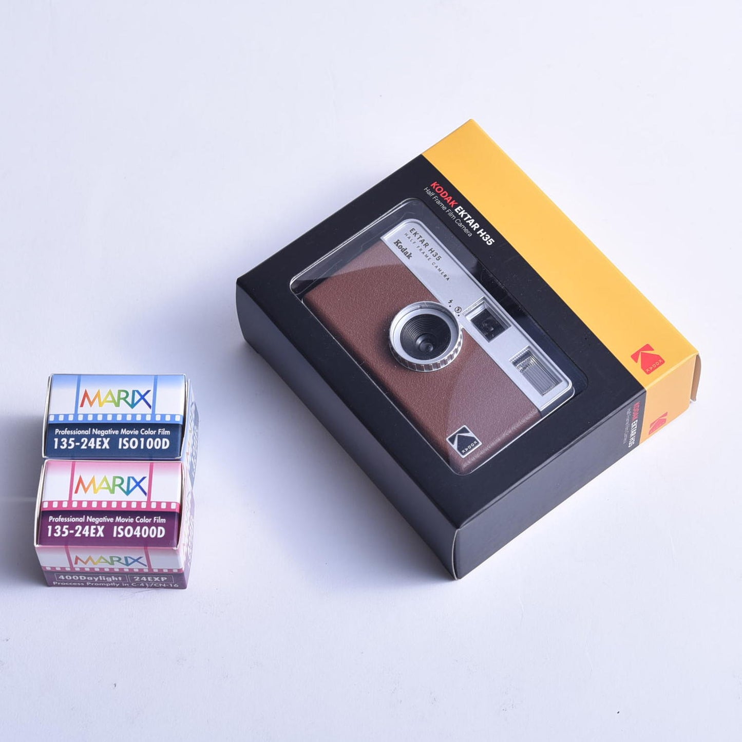 コダック(Kodak) 【国内正規品】フィルムカメラ EKTAR H35 ＜ブラウン＞とマリックスカラー2本セット
